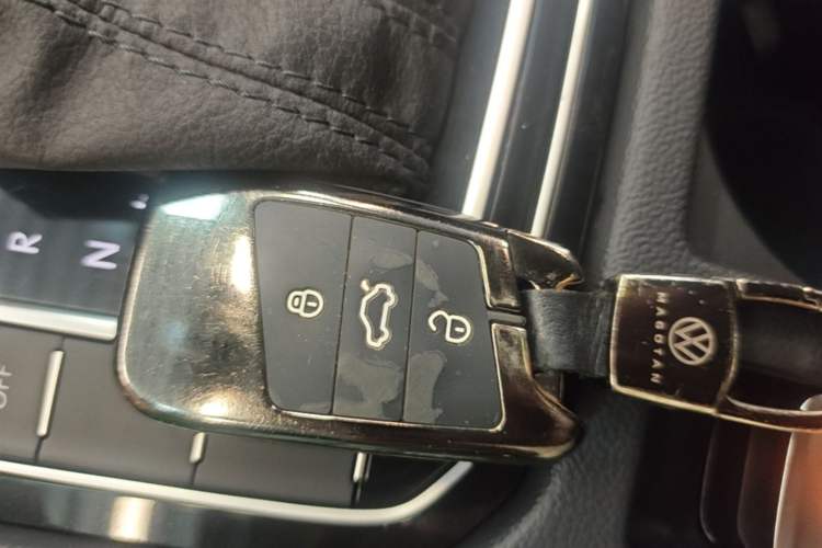 Used Volkswagen Magotan 2020 330TSI DSG Leading Model Vehicle Key