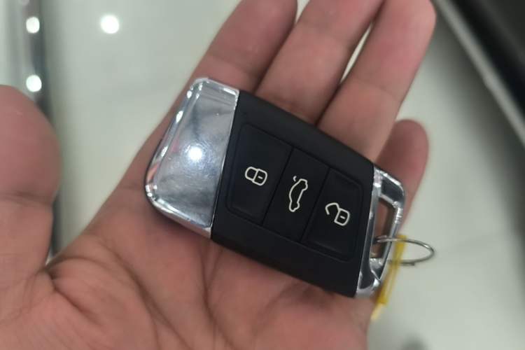 Used Volkswagen Magotan 2020 330TSI DSG Leading Model Vehicle Key