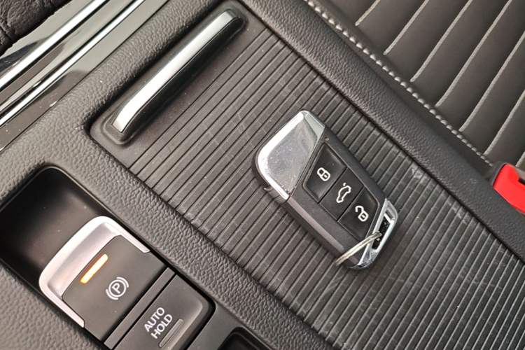 Used Volkswagen Magotan 2020 280TSI DSG Comfort Edition Vehicle Key
