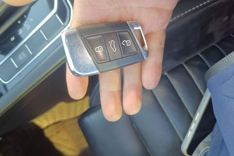Used Volkswagen Magotan 2020 330TSI DSG Leading Model Vehicle Key