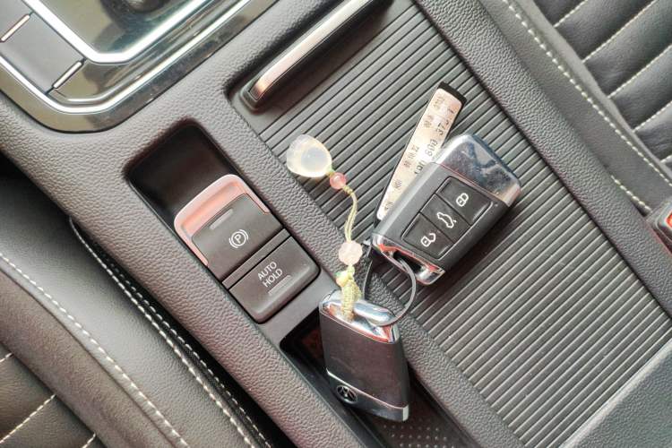 Used Volkswagen Magotan 2020 330TSI DSG Leading Model Vehicle Key