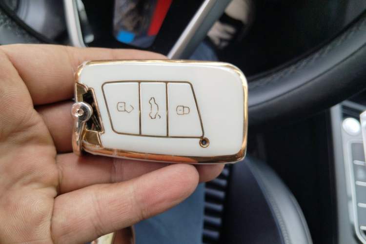 Used Volkswagen Magotan 2020 330TSI DSG Leading Model Vehicle Key