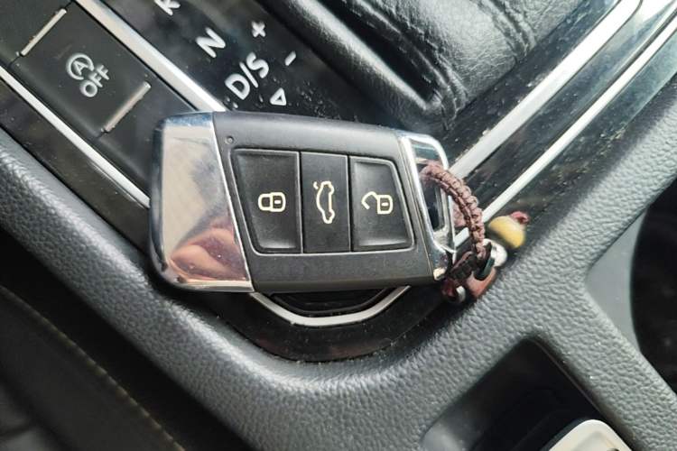 Used Volkswagen Magotan 2020 330TSI DSG Leading Model Vehicle Key