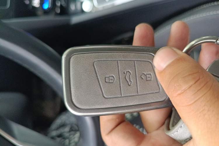 Used Volkswagen Magotan 2020 330TSI DSG Leading Model Vehicle Key