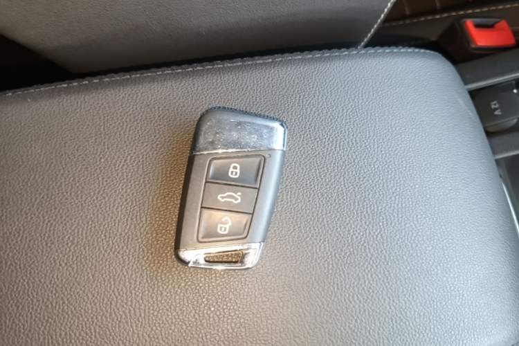 Used Volkswagen Magotan 2020 330TSI DSG Leading Model Vehicle Key