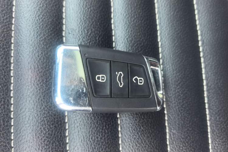 Used Volkswagen Magotan 2020 330TSI DSG Leading Model Vehicle Key