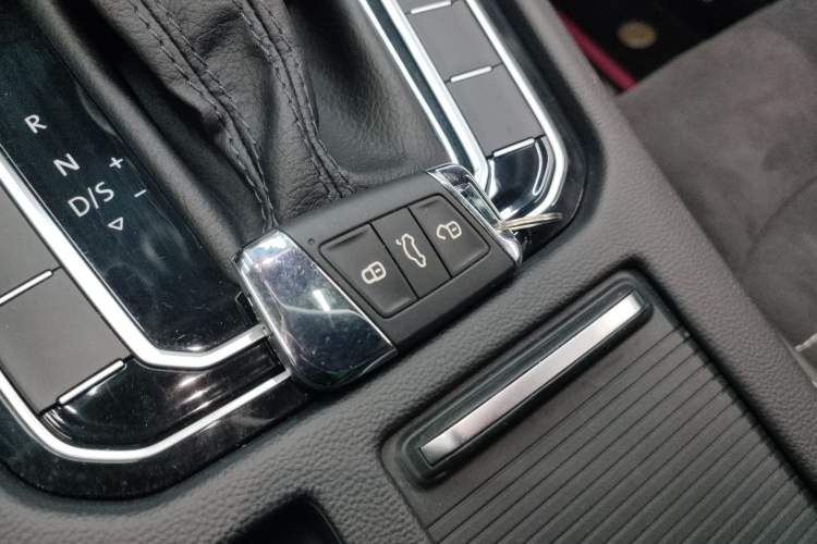 Used Volkswagen Magotan 2020 330TSI DSG Luxury Edition Vehicle Key