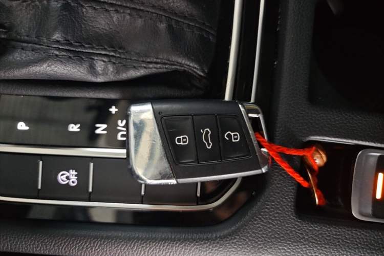 Used Volkswagen Magotan 2020 280TSI DSG Comfort Edition Vehicle Key