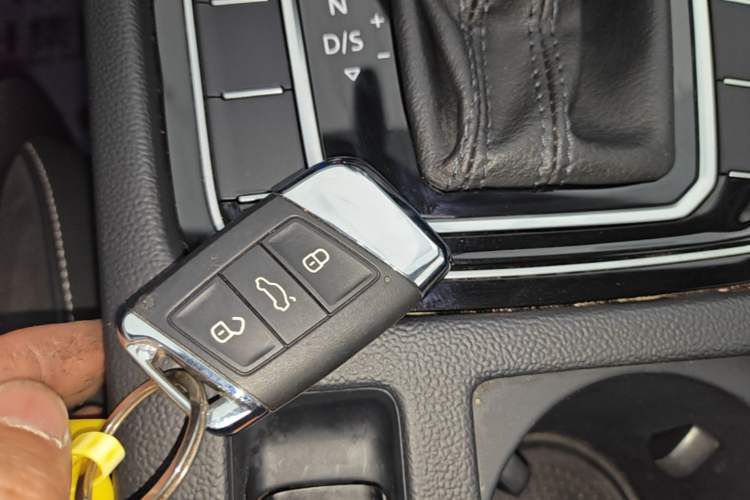 Used Volkswagen Magotan 2020 330TSI DSG Leading Model Vehicle Key