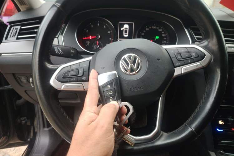 Used Volkswagen Magotan 2020 330TSI DSG Leading Model Vehicle Key