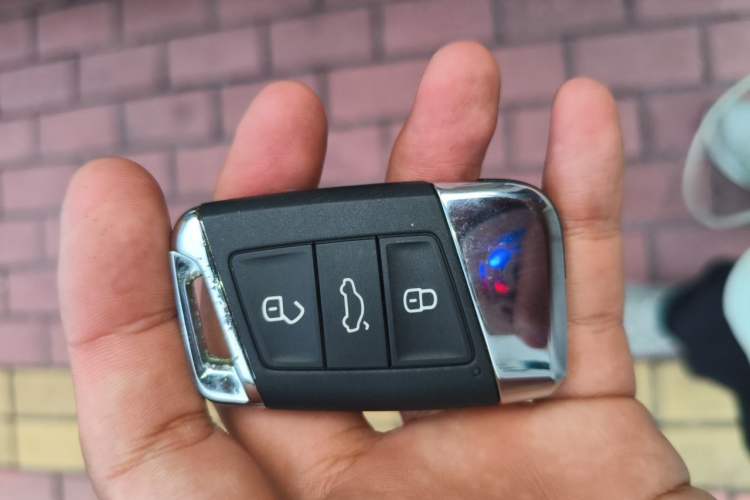 Used Volkswagen Magotan 2020 330TSI DSG Leading Model Vehicle Key