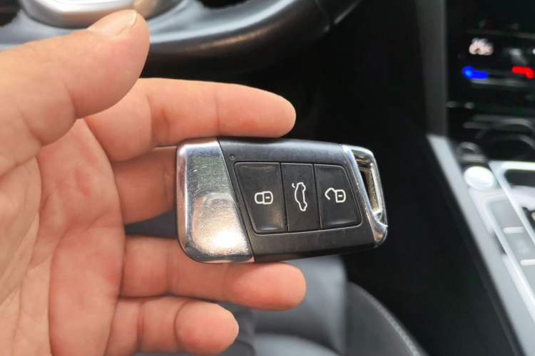 Used Volkswagen Magotan 2020 330TSI DSG Leading Model Vehicle Key