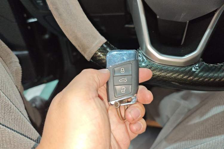 Used Volkswagen Magotan 2020 330TSI DSG Leading Model Vehicle Key