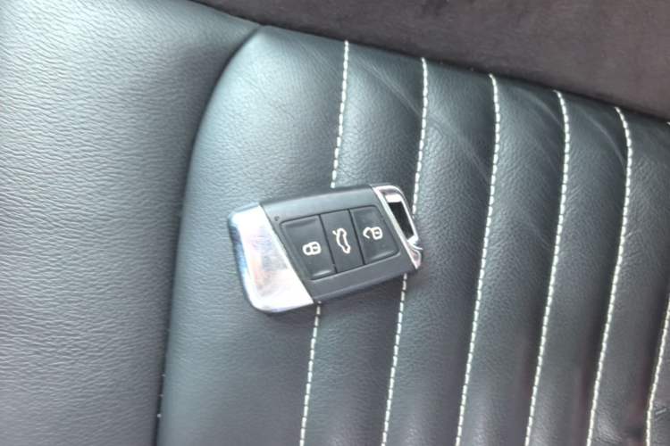 Used Volkswagen Magotan 2020 330TSI DSG Leading Model Vehicle Key