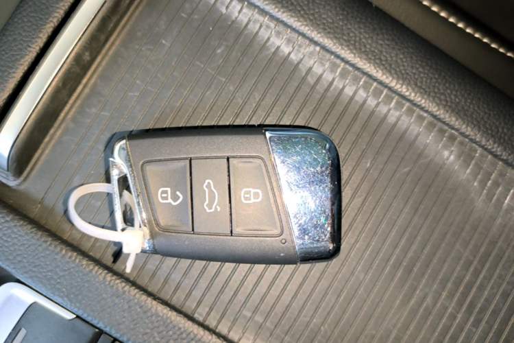 Used Volkswagen Magotan 2020 330TSI DSG Luxury Edition Vehicle Key