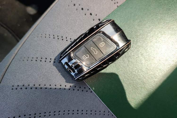 Used Volkswagen Magotan 2020 330TSI DSG Leading Model Vehicle Key