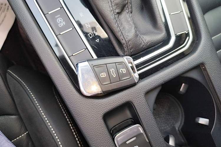 Used Volkswagen Magotan 2020 330TSI DSG Leading Model Vehicle Key