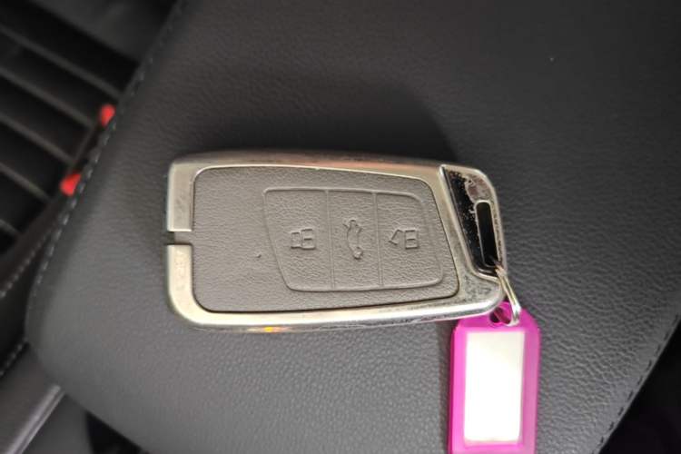 Used Volkswagen Magotan 2020 330TSI DSG Leading Model Vehicle Key
