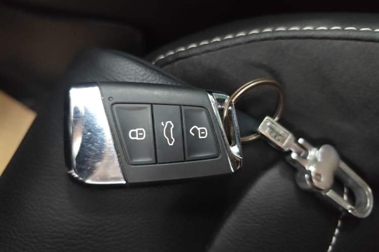 Used Volkswagen Magotan 2020 280TSI DSG Comfort Edition Vehicle Key
