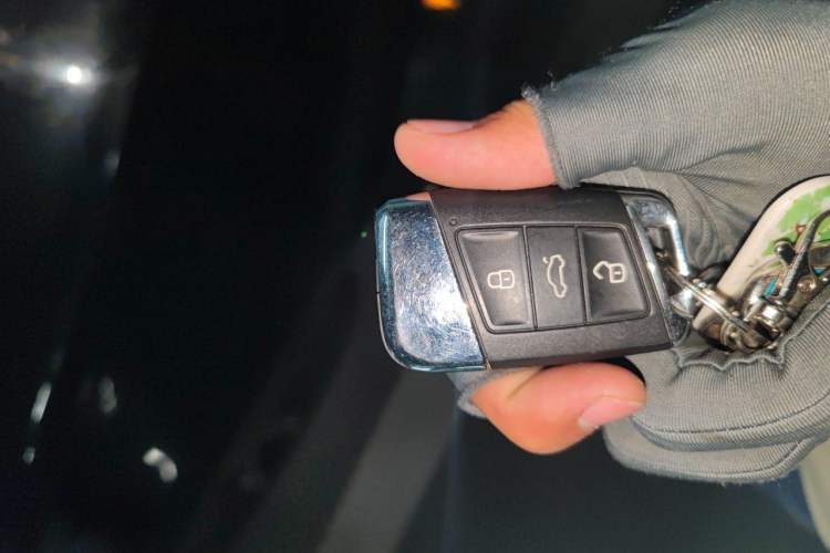 Used Volkswagen Magotan 2020 330TSI DSG Leading Model Vehicle Key