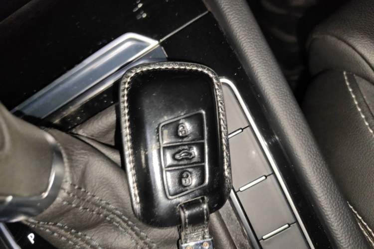 Used Volkswagen Magotan 2020 330TSI DSG Leading Model Vehicle Key