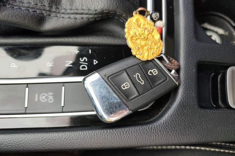 Used Volkswagen Magotan 2020 330TSI DSG Leading Model Vehicle Key