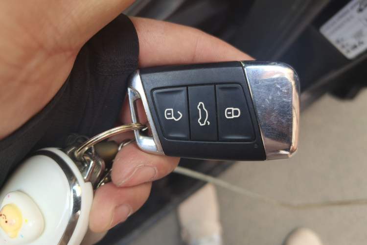 Used Volkswagen Magotan 2020 280TSI DSG Comfort Edition Vehicle Key