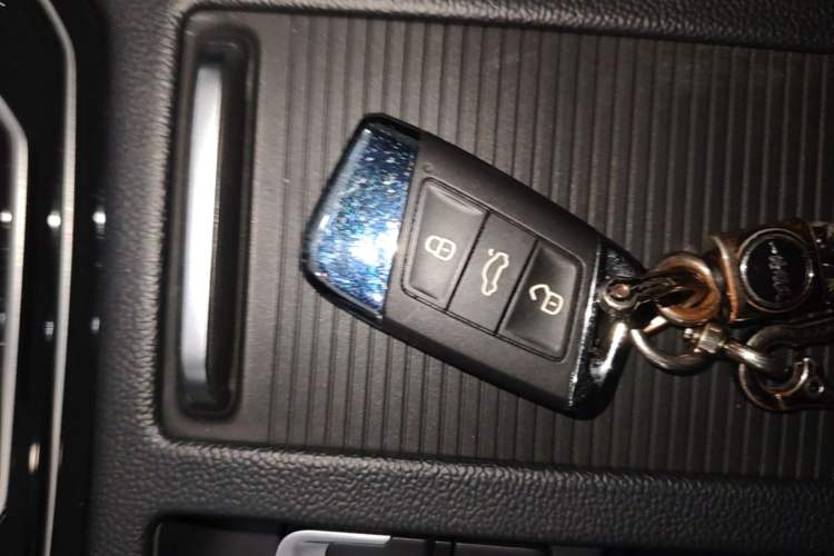 Used Volkswagen Magotan 2020 330TSI DSG Leading Model Vehicle Key