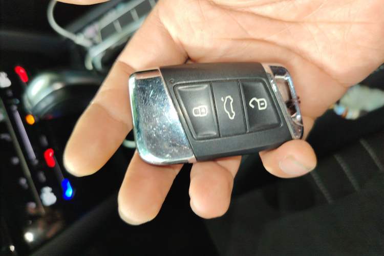Used Volkswagen Magotan 2020 330TSI DSG Luxury Edition Vehicle Key