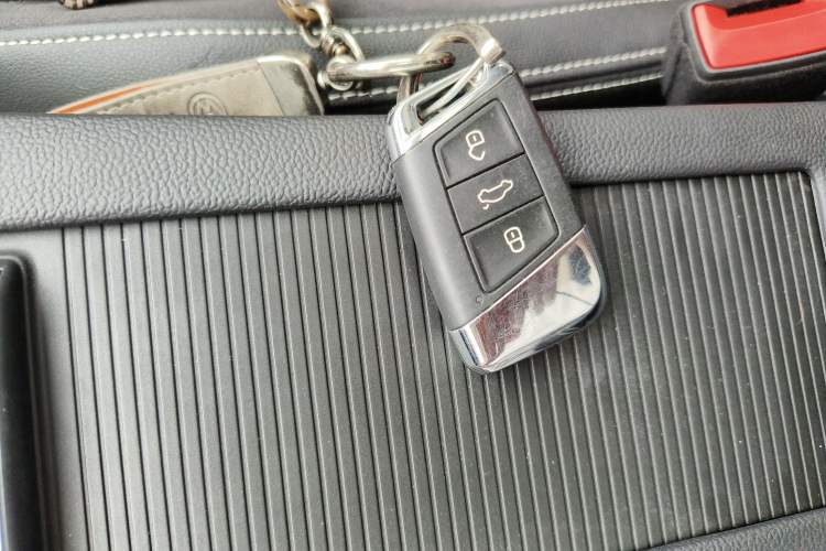 Used Volkswagen Magotan 2020 330TSI DSG Leading Model Vehicle Key