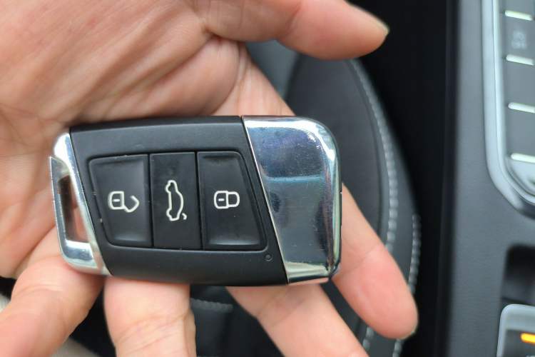 Used Volkswagen Magotan 2020 330TSI DSG Leading Model Vehicle Key