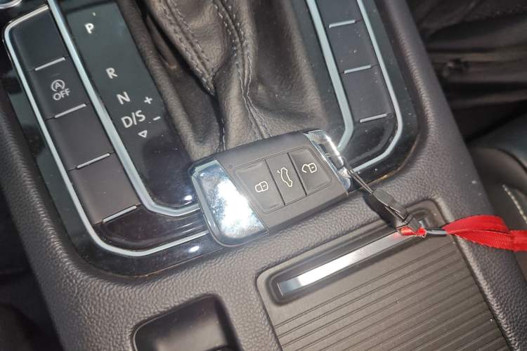 Used Volkswagen Magotan 2020 330TSI DSG Leading Model Vehicle Key