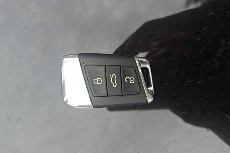 Used Volkswagen Magotan 2020 330TSI DSG Leading Model Vehicle Key