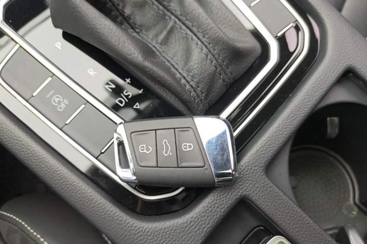 Used Volkswagen Magotan 2020 330TSI DSG Leading Model Vehicle Key
