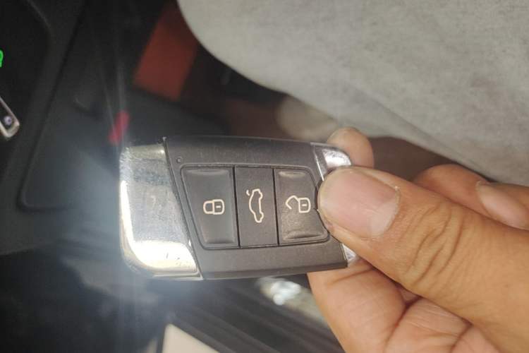 Used Volkswagen Magotan 2020 330TSI DSG Leading Model Vehicle Key