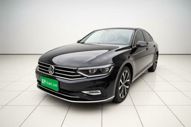 Ojetý Volkswagen Magotan 2020 330TSI DSG Leading Model