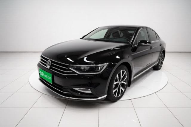 Ojetý Volkswagen Magotan 2020 280TSI DSG Leading Edition