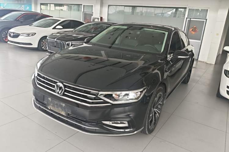 Used Volkswagen Magotan 2020 330TSI DSG Luxury Edition Guazi used car, China used car export, Used car for sale, Used  cars, Cheapest cars for sale