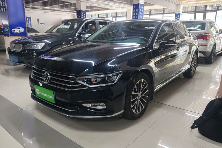 Used Volkswagen Magotan 2020 330TSI DSG Luxury Edition Guazi used car, China used car export, Used car for sale, Used cars, Cheapest cars for sale