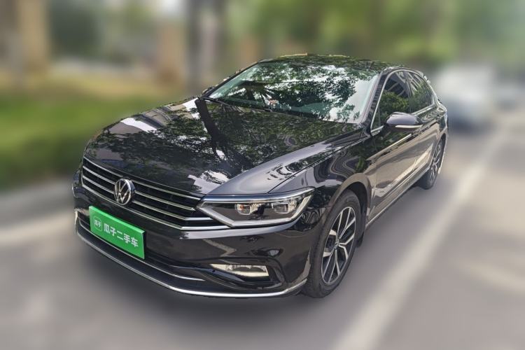 Used Volkswagen Magotan 2020 330TSI DSG Leading Model Guazi used car, China used car export, Used car for sale, Used  cars, Cheapest cars for sale