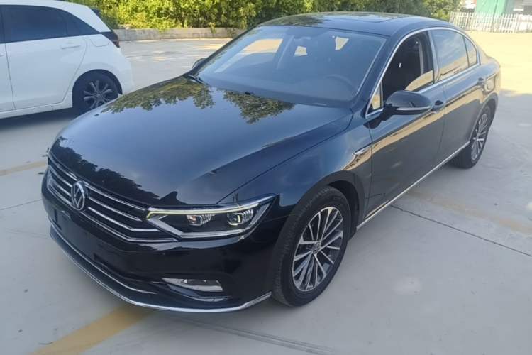 Ojetý Volkswagen Magotan 2020 330TSI DSG Luxury Edition Guazi used car, China used car export, Used car for sale, Used cars, Cheapest cars for sale
