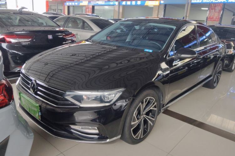 Used Volkswagen Magotan 2020 330TSI DSG Leading Model Guazi used car, China used car export, Used car for sale, Used cars, Cheapest cars for sale