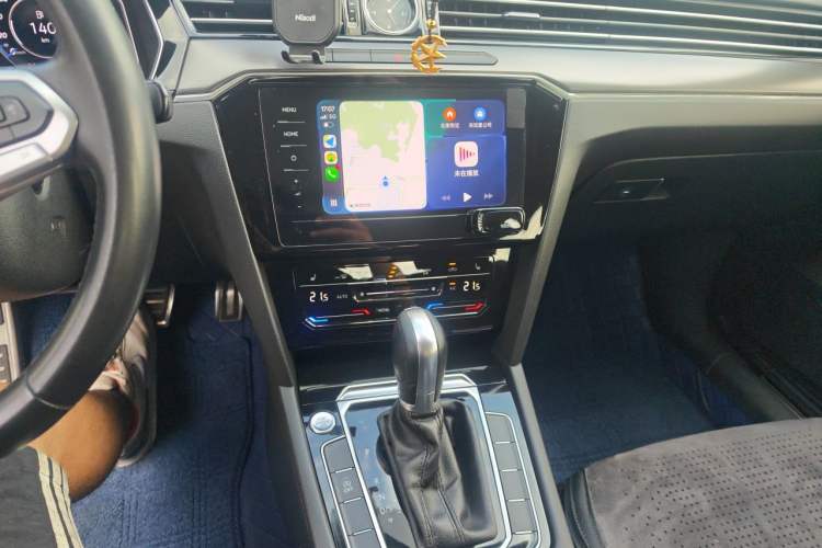 Used Volkswagen Magotan 2020 330TSI DSG Leading Model Audio And AC Panel