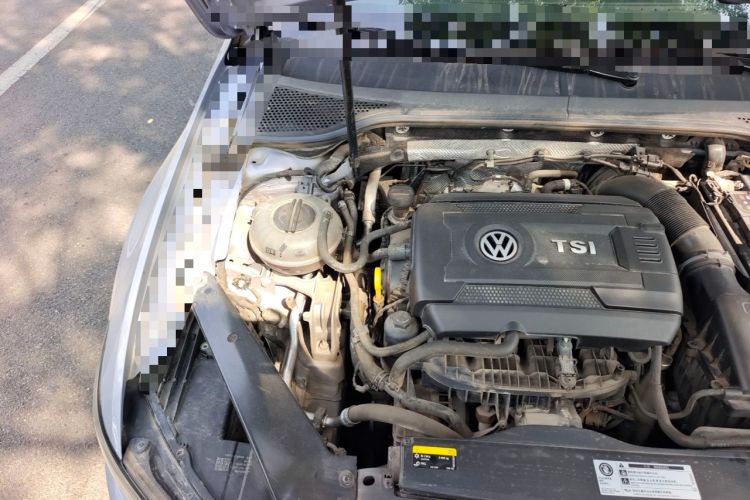 Used Volkswagen Magotan 2020 380TSI DSG Luxury Version Engine Bay Right