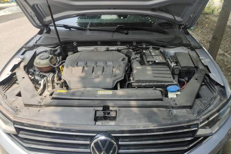 Used Volkswagen Magotan 2020 330TSI DSG Luxury Edition Engine Bay