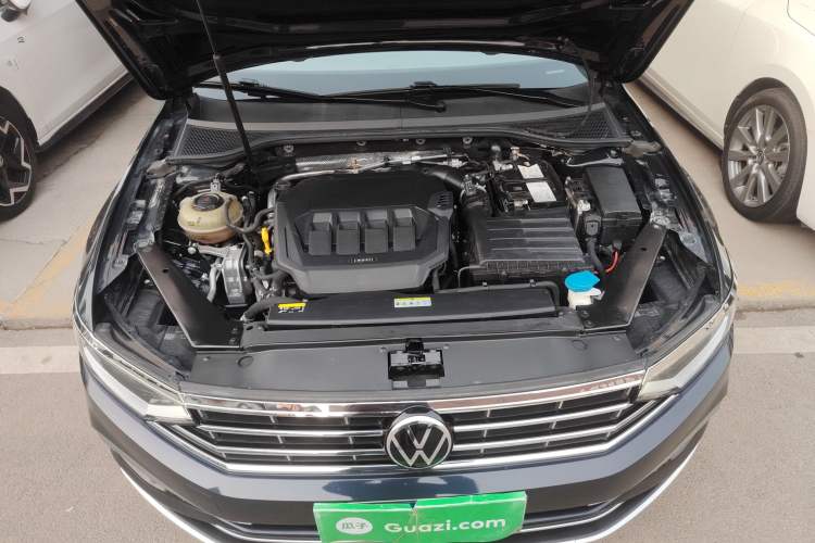 Used Volkswagen Magotan 2020 330TSI DSG Luxury Edition Engine Bay