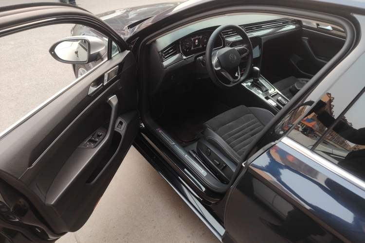 Used Volkswagen Magotan 2020 330TSI DSG Luxury Edition Interior 3