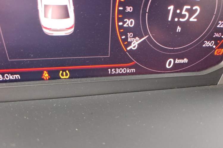 Used Volkswagen Magotan 2020 380TSI DSG Luxury Version Odometer Close Up