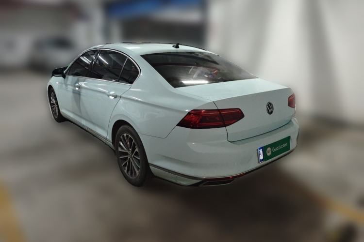 Used Volkswagen Magotan 2020 330TSI DSG Luxury Edition Rear Left 45 Deg