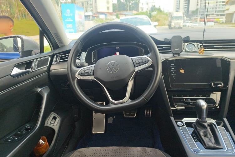 Used Volkswagen Magotan 2020 330TSI DSG Leading Model Steering Wheel
